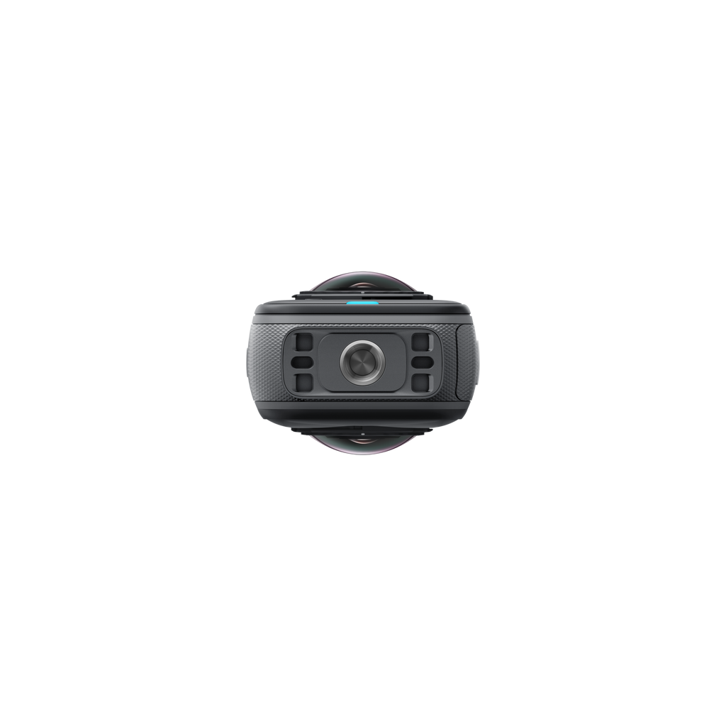 Insta360 X5
