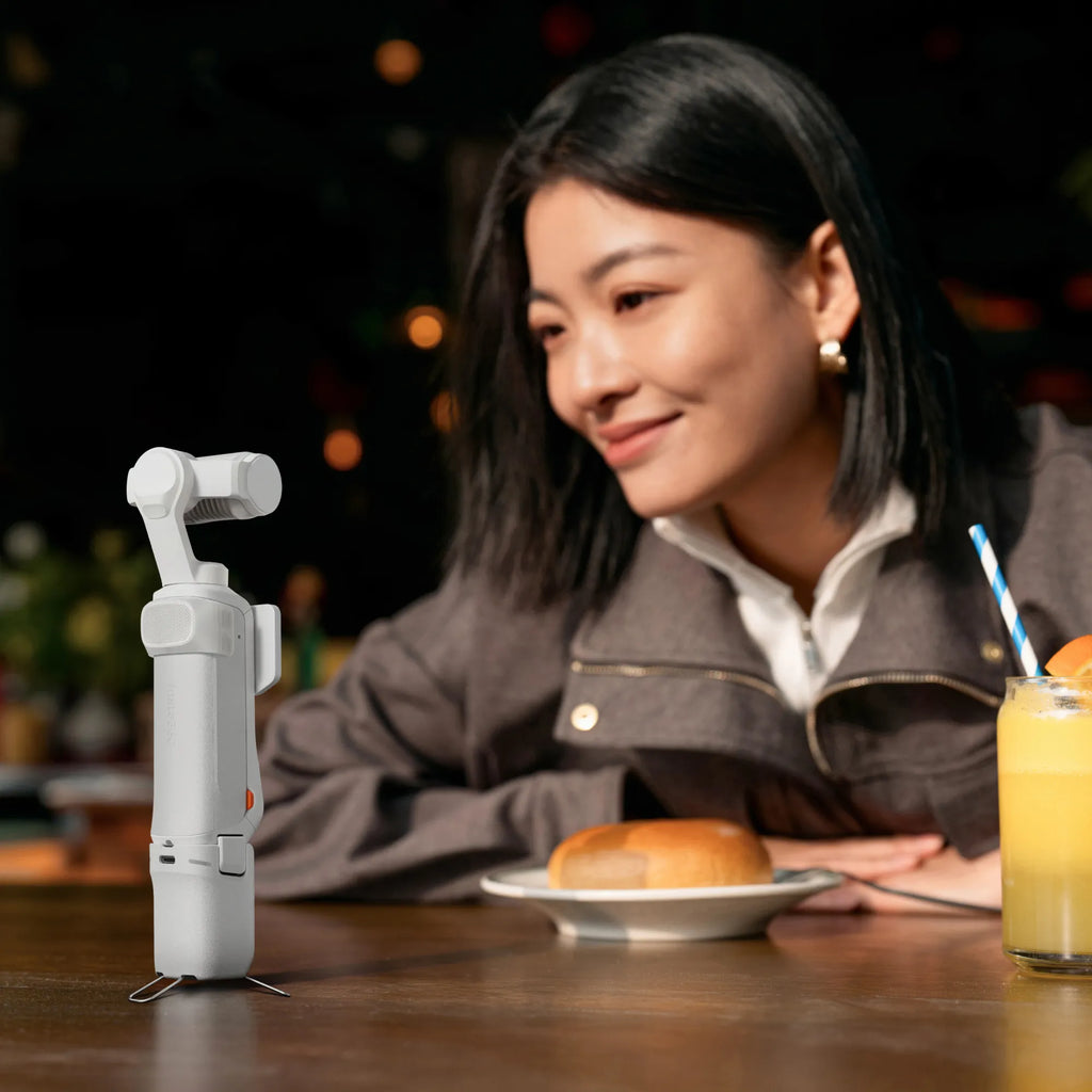 Battery Handle for Insta360 Luna Series