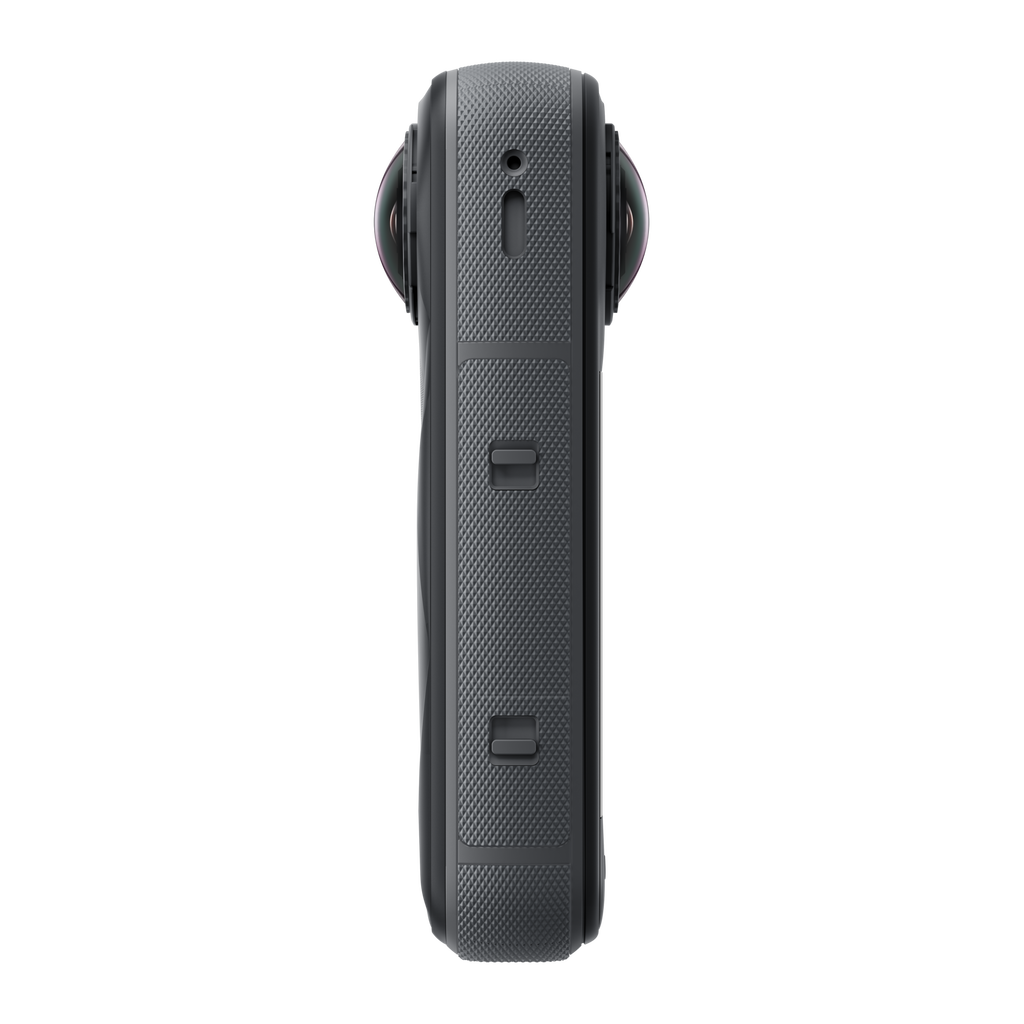 Insta360 X5
