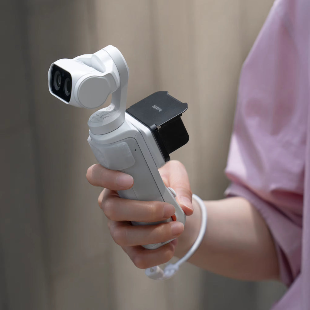 Insta360 Luna Ultra Flip Screen Hood